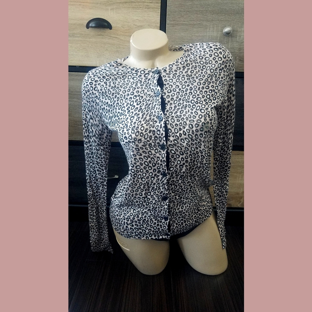 LOFT long sleeve leopard cardigan knit